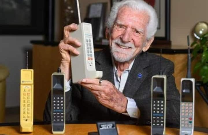 पहला फोन बनाने वाले मार्टिन कूपर खुद हो गए इससे परेशान! ये बताई परेशानी की वजह
