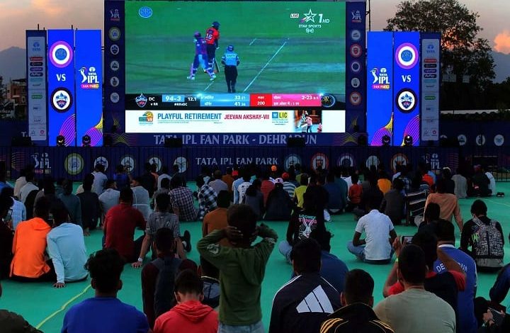 IPL 2023 व्यूअरशिप में डिजनी स्टार-जियो सिनेमा के बीच हुआ महामुकाबला, जानें दर्शक किसके हुए दीव